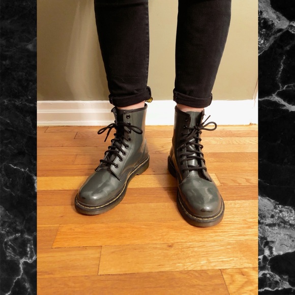 dr martens black 1460 8 eye patent boots